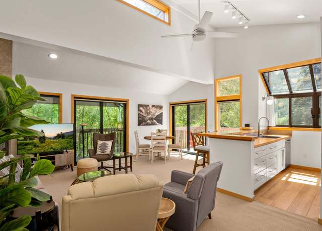 Property at 291 S 2nd Ave Unit D, Ketchum, ID 83340, 2 beds, 3 baths