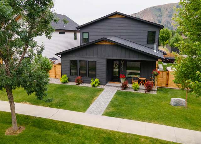 Property at 611 Little Lena Dr, Hailey, ID 83333, 4 beds, 4 baths