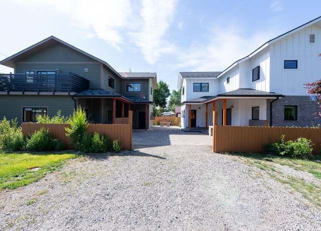 Property at 302 S 4th Ave, Hailey, ID 83333, 4 beds, 6 baths