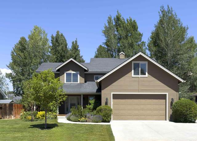 Property at 941 Foxmoor Dr, Hailey, ID 83333, 4 beds, 4 baths