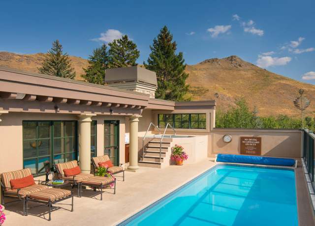 Property at 680 Sun Valley Rd Unit 6-C, Ketchum, ID 83340, 3 beds, 4 baths