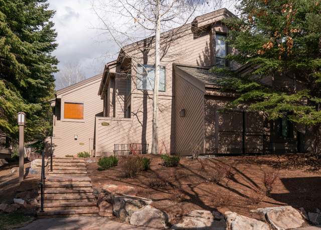 Property at 1554 Snow Creek Condo Dr, Sun Valley, ID 83353, 3 beds, 4 baths