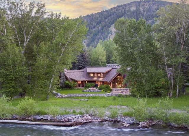 Property at 30 Gimlet Rd, Blaine County, ID 83333, 5 beds, 6 baths