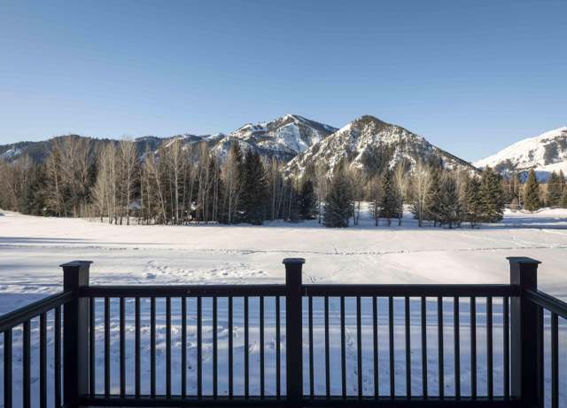 Property at 123 Saddle Rd, Ketchum, ID 83340, 2 beds, 3 baths