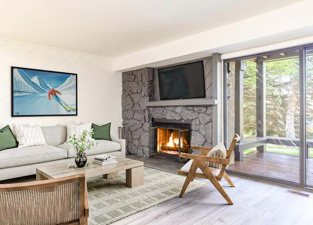 Property at 4305 Fairway Nine Dr, Sun Valley, ID 83353, 2 beds, 2 baths