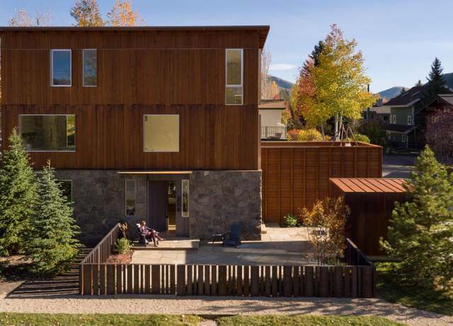Property at 300 W 6th St Unit B, Ketchum, ID 83340, 3 beds, 4 baths