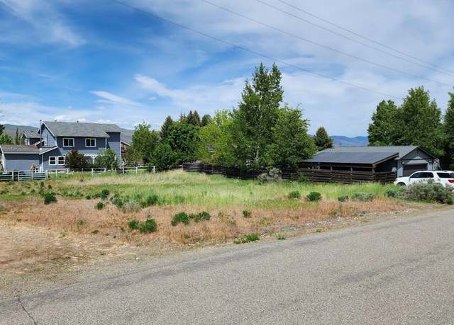 Property at 6 Carey Ave, Carey, ID 83320