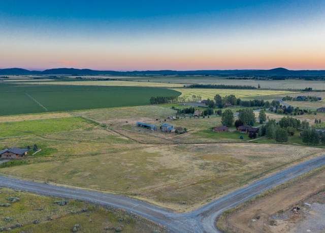 Property at 90 Sterling Dr, Blaine County, ID 83313