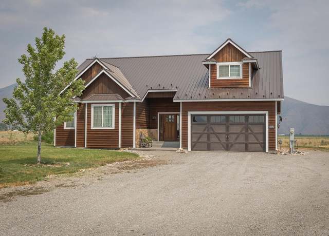 Property at 10761 State Hwy 75, Blaine County, ID 83313, 3 beds, 3 baths