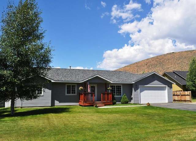 Property at 231 Sunrise Ranch Rd, Bellevue, ID 83313, 3 beds, 2 baths