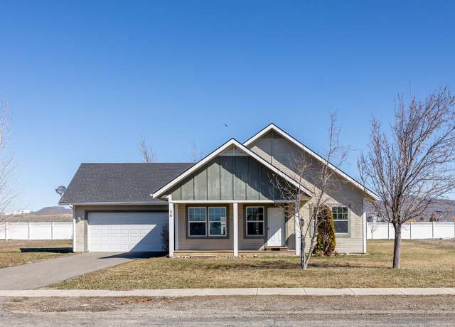 Property at 36 Carey Ave, Carey, ID 83320, 3 beds, 2 baths