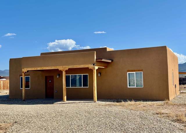 Property at 37 Cactus Flower Rd, Ranchos De Taos, NM 87557, 3 beds, 2 baths