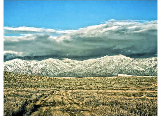 Property at 91 Grizzly Bear Run, Tres Piedras, NM 87577, 3 beds, 2 baths