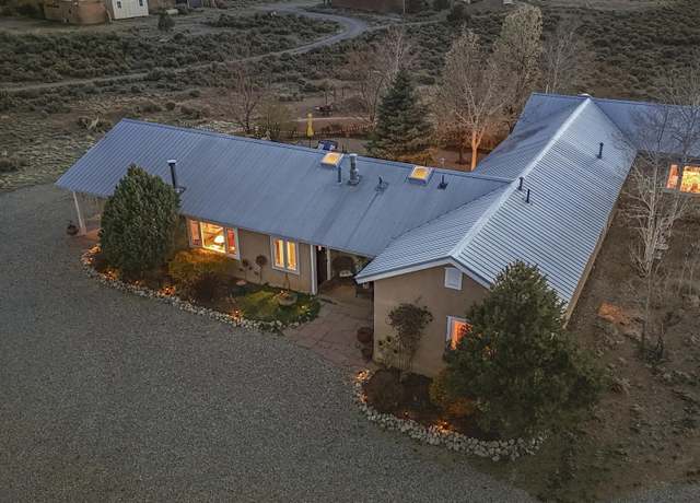 Property at 13 Coyote Loop, Arroyo Hondo, NM 87513, 4 beds, 3 baths