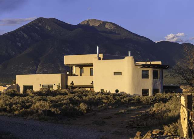 Property at 1447 Mesa Vis, Taos, NM 87571, 3 beds, 3.5 baths