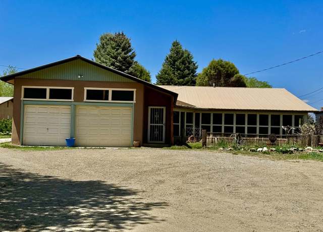 Property at 310 Rio Lucero Rd, El Prado, NM 87529, 3 beds, 2 baths