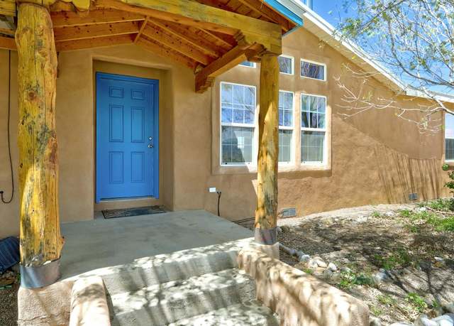 Property at 1 Red Sky Rd, El Prado, NM 87529, 3 beds, 2 baths