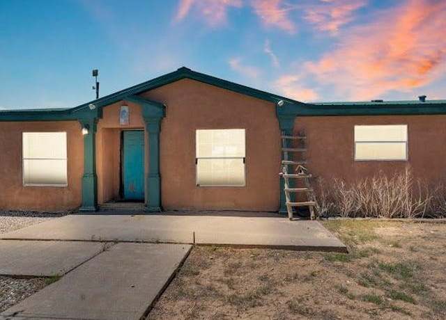 Property at 353 Avenida de Veronica, El Prado, NM 87529, 3 beds, 2 baths