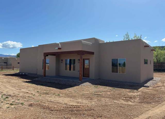 Property at 30 Straight Cat Trl, Ranchos De Taos, NM 87557, 2 beds, 2 baths