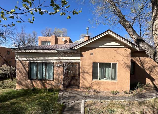 Property at 209 Herdner Rd, Taos, NM 87571, 3 beds, 1.5 baths