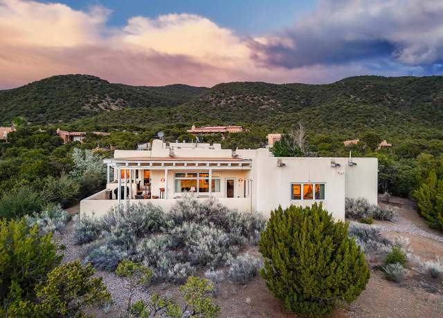 Property at 508 Camino Del Cielo, Taos, NM 87571, 3 beds, 3.5 baths