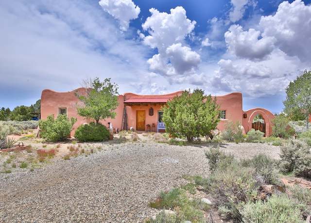 Property at 15 Calle Del Sol, Ranchos De Taos, NM 87557, 2 beds, 2 baths