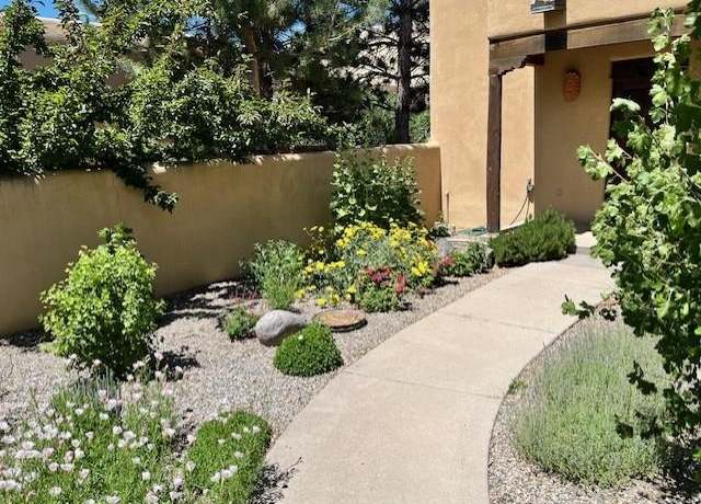 Property at 106 Vista Ln, Taos, NM 87571, 2 beds, 2 baths