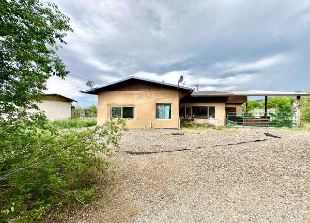 Property at 12 Coca Ln, Ranchos De Taos, NM 87557, 2 beds, 2 baths