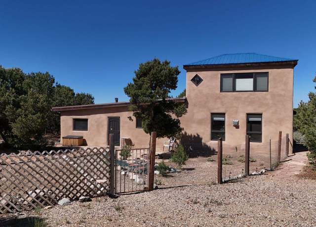 Property at 36 Two Rock Rd, Questa, NM 87556, 4 beds, 3 baths
