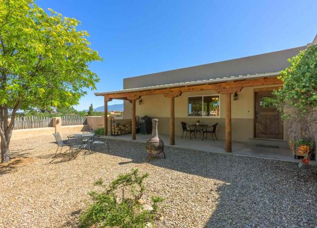 Property at 6 Calle Angelo, Ranchos De Taos, NM 87557, 3 beds, 2 baths