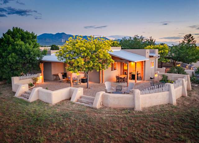 Property at 6 Calle Angelo, Ranchos De Taos, NM 87557, 3 beds, 2 baths