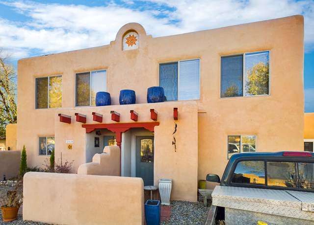 Property at 316A Don Fernando St, Taos, NM 87571, 3 beds, 1.5 baths