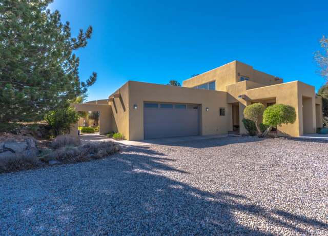 Property at 11 Ortiz Way, Ranchos De Taos, NM 87557, 3 beds, 3 baths