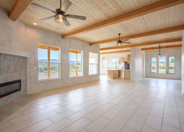 Property at 10 Colty Rd, Ranchos De Taos, NM 87557, 4 beds, 2.5 baths
