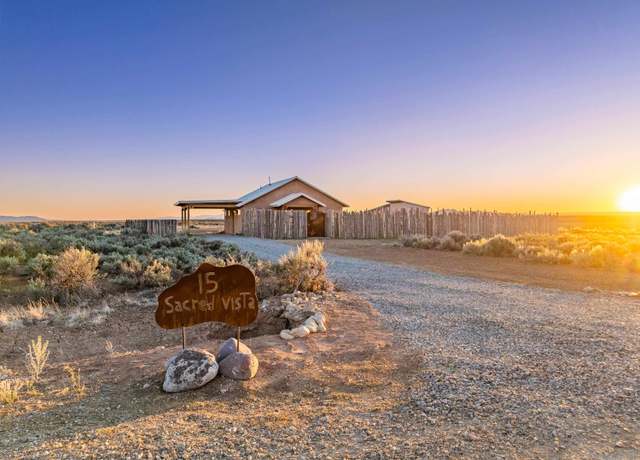 Property at 15 Sacred Vista Rd, El Prado, NM 87529, 2 beds, 1 bath