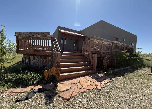 Property at 10 Colonias Pointe Dr, El Prado, NM 87529, 2 beds, 2 baths