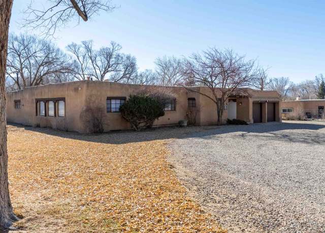 Property at 315 Theodora Pl, Taos, NM 87571, 3 beds, 2 baths