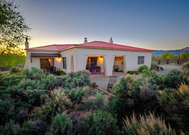 Property at 302 Saavedra St, Taos, NM 87571, 3 beds, 3 baths