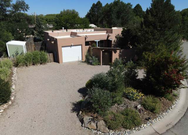 Property at 310 South Trapper Rd, Taos, NM 87571, 3 beds, 2 baths