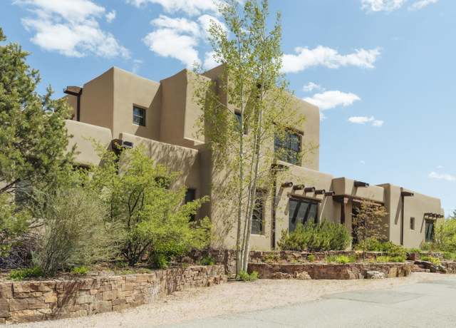 Property at 305 Devargas Ln, Taos, NM 87571, 5 beds, 3.5 baths