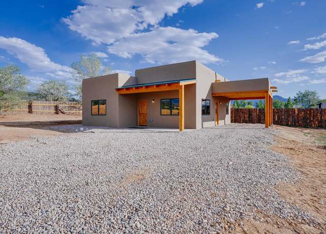 Property at 323 Espinoza Rd, Ranchos De Taos, NM 87557, 2 beds, 2 baths
