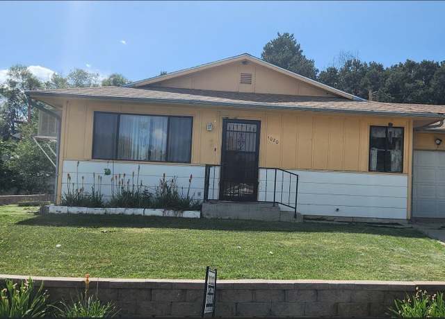 Property at 1020 Collier Ave, Raton, NM 87740, 3 beds, 2 baths