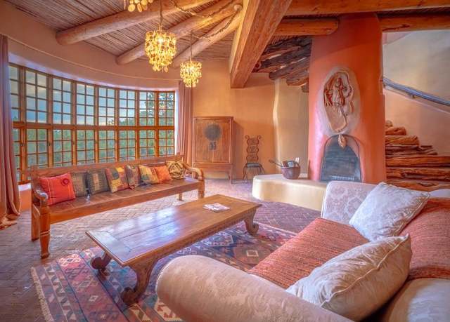 Property at 7 Camino Perdido, Ranchos De Taos, NM 87557, 3 beds, 3.5 baths