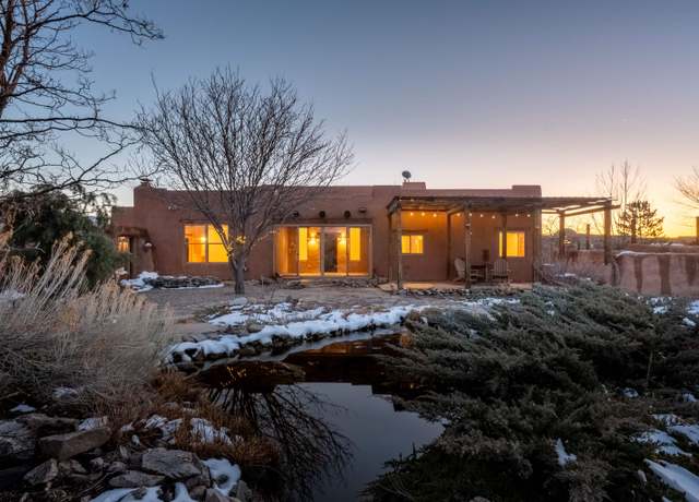 Property at 9 Calle Angelo, Ranchos De Taos, NM 87557, 2 beds, 2.5 baths