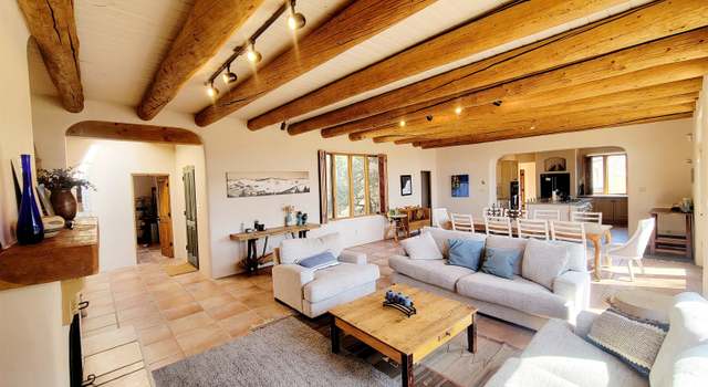 Photo of 46 Los Altos Rd, Arroyo Seco, NM 87514