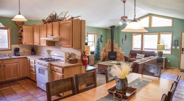 Photo of 919 Tenderfoot Ct, Red River, NM 87558