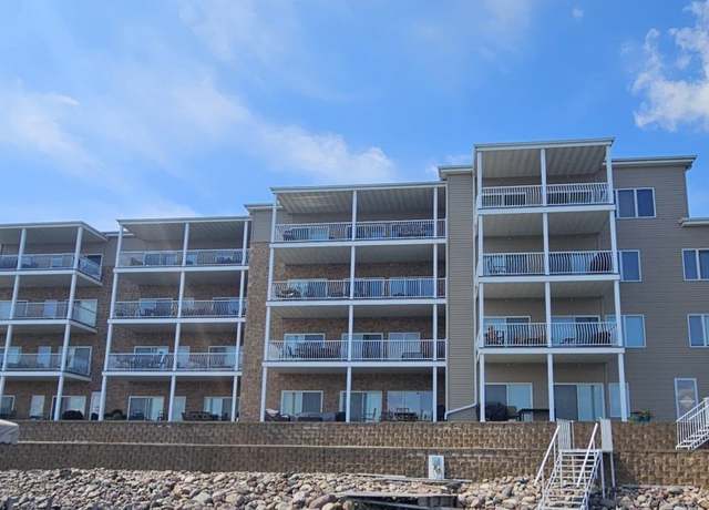 Property at 304 Lake Dr Unit A6, Arnolds Park, IA 51331, 3 beds, 2 baths