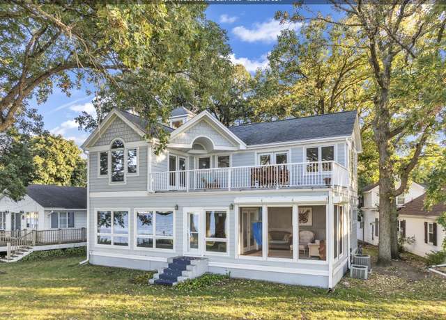 Property at 160 Pillsbury Pt Pt, Arnolds Park, IA 51331, 4 beds, 4 baths