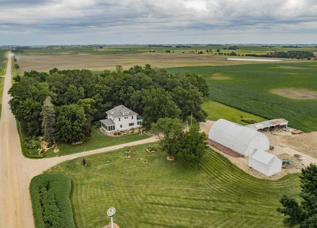 Property at 3320 270th Ave, Spencer, IA 51301, 4 beds, 3 baths