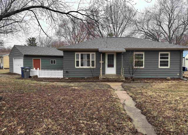 Property at 900 W 5th St, Spencer, IA 51301, 3 beds, 1 bath